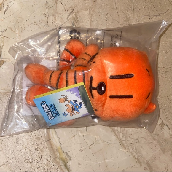 Dog Man 9” And Lil’ Petey 7” Plush Stuffed Animal Plus Book All New With Tags - Picture 4 of 9